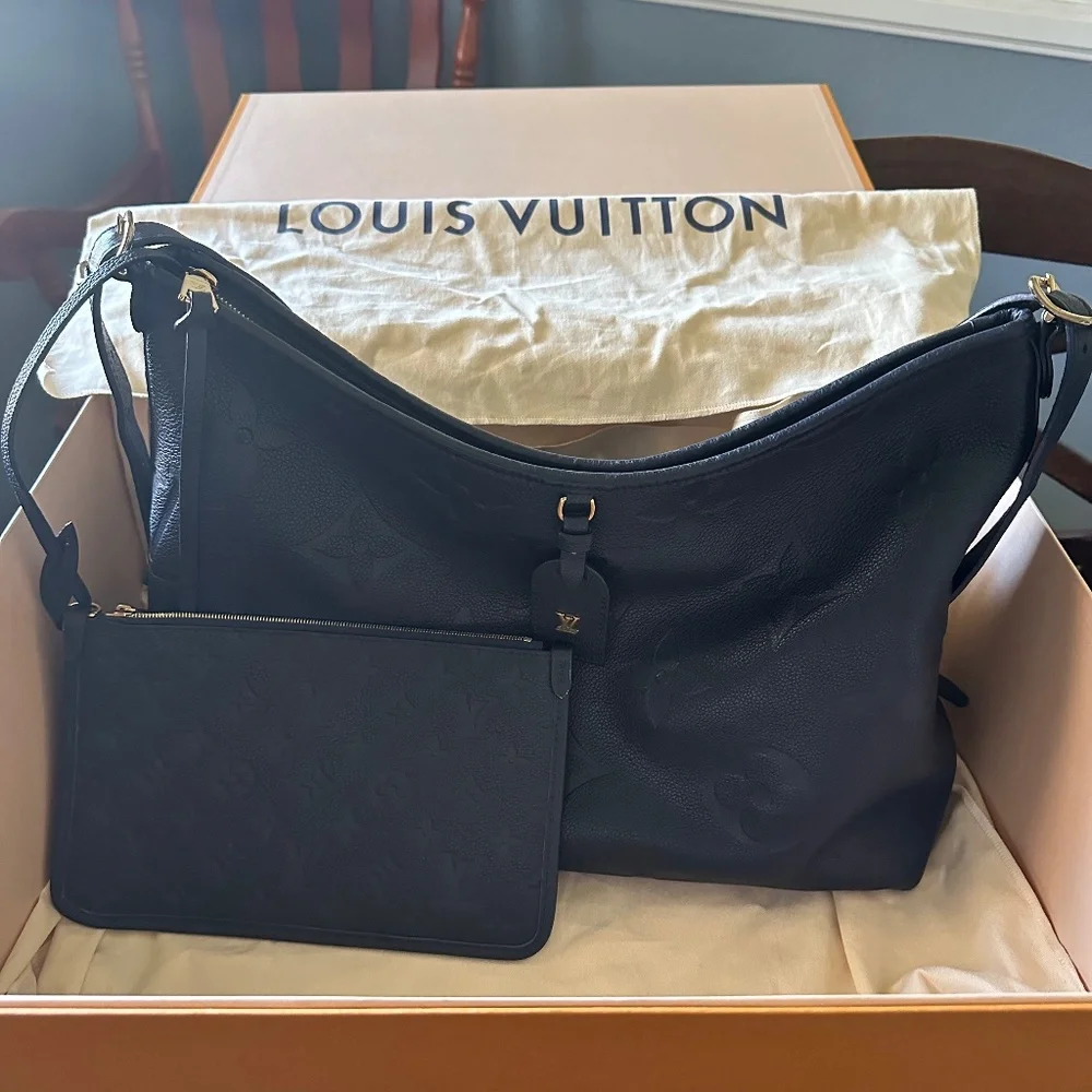 Louis Vuitton CarryAll MM Navy Blue - Picture 1 of 9